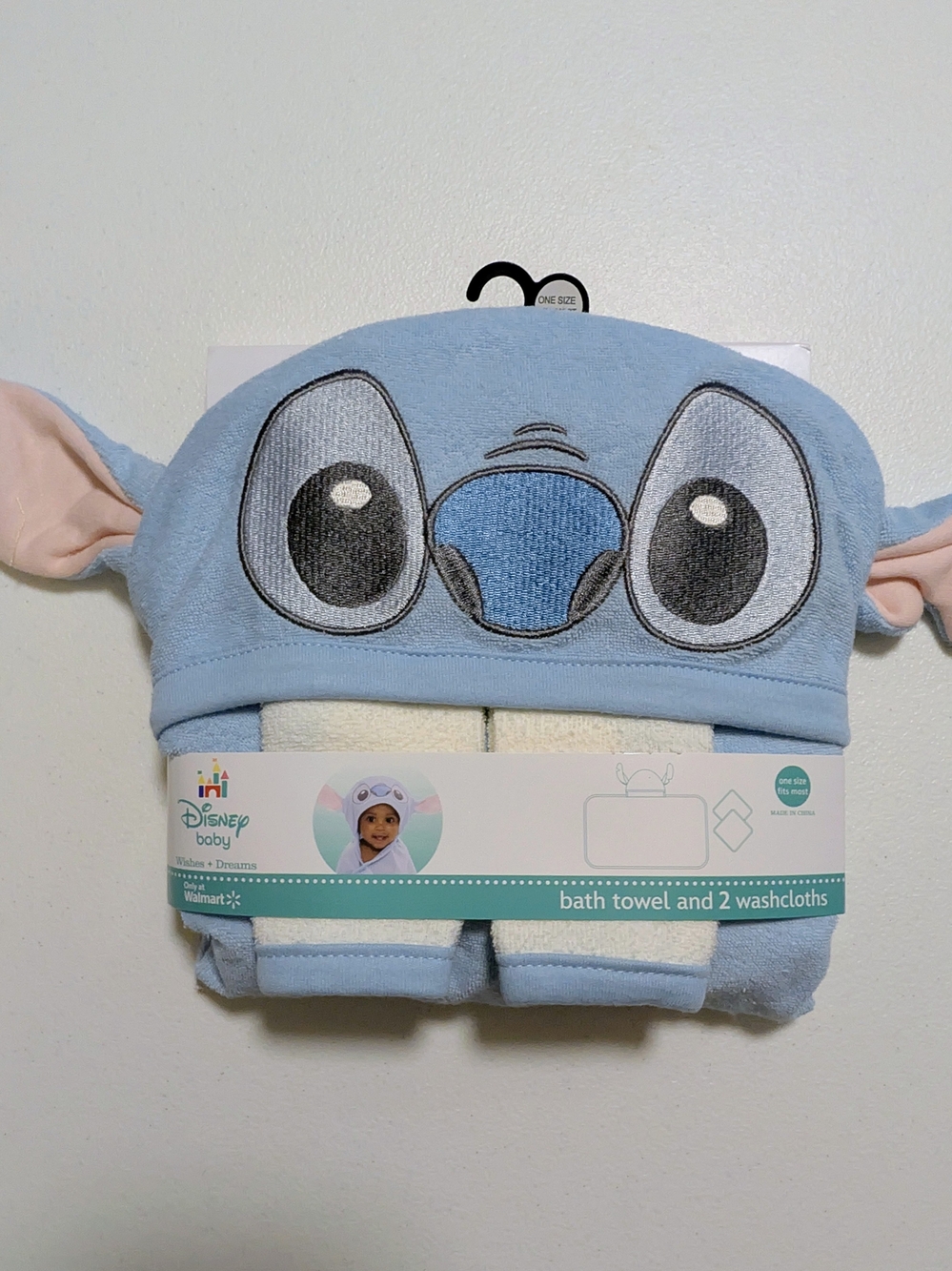 NWT Disney Baby Stitch & Carter's Boy Sleepers Bath Towel Set Bundle 0-3M - Picture 3 of 6